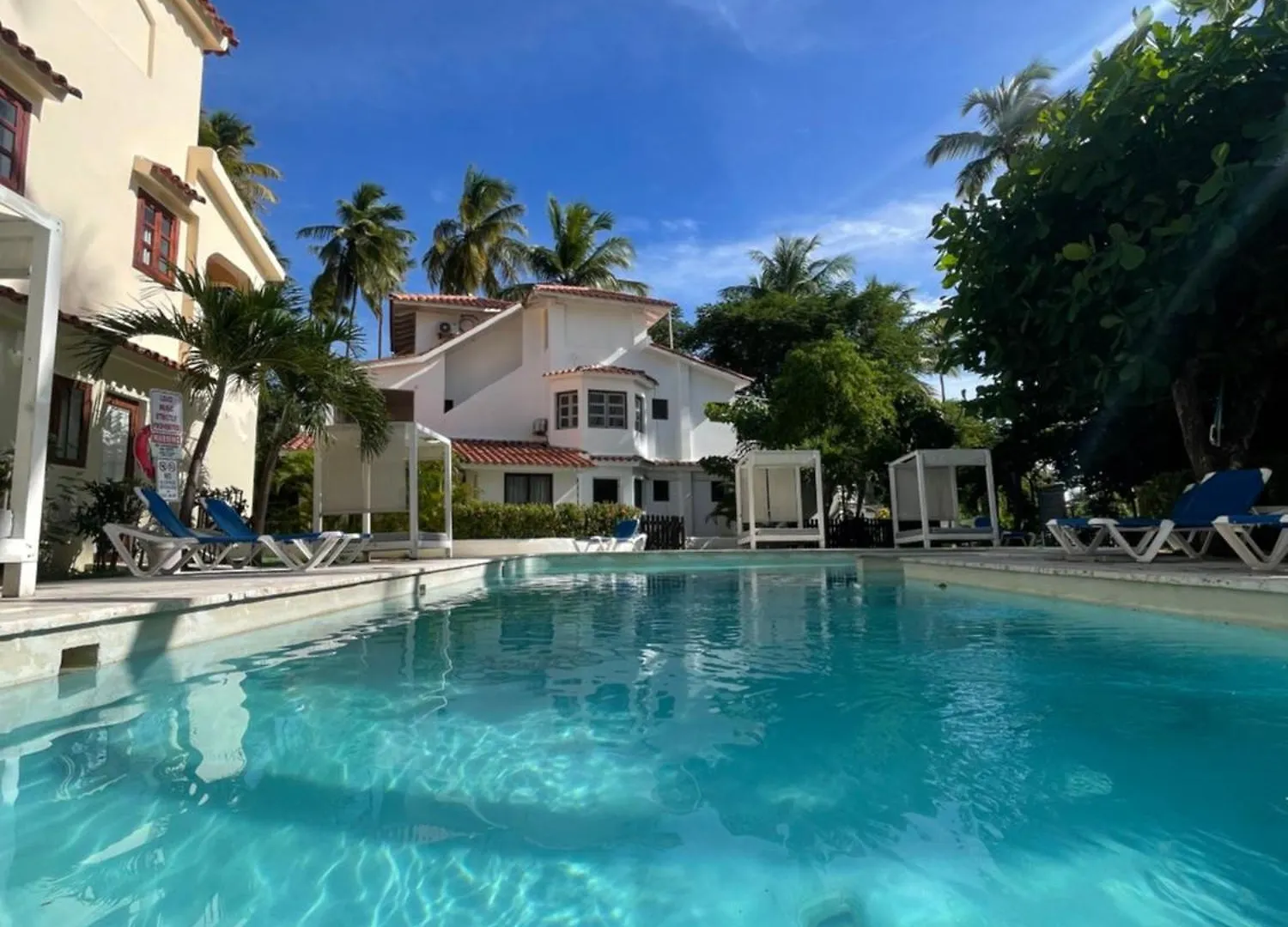 Refugio Costa Amare Pool Residence Los Corales Punta Cana Apartment